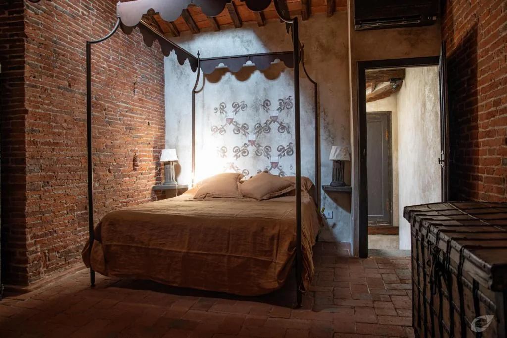 Casa del Campanaro centro storico di Lucca dentro le mura, no bells ringing — foto 6