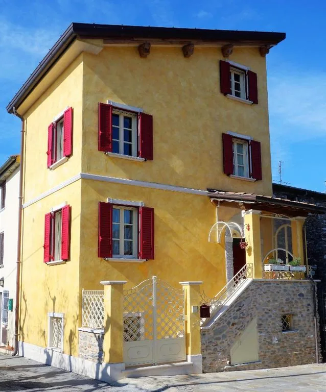 Casa Vacanze — House Versilia Luca E Giada, 5 chilometri da Forte dei Marmi!