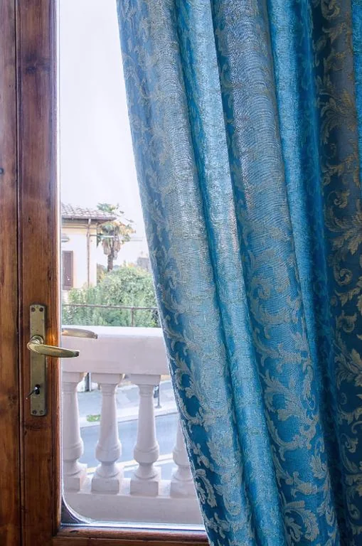 Due Camere Matrimoniali Separate con Bagno Privato Esterno — Villa Gini