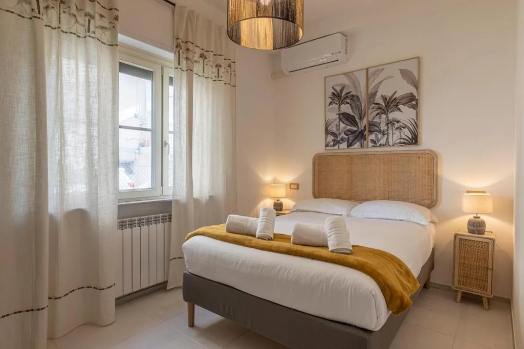 Fly B&B