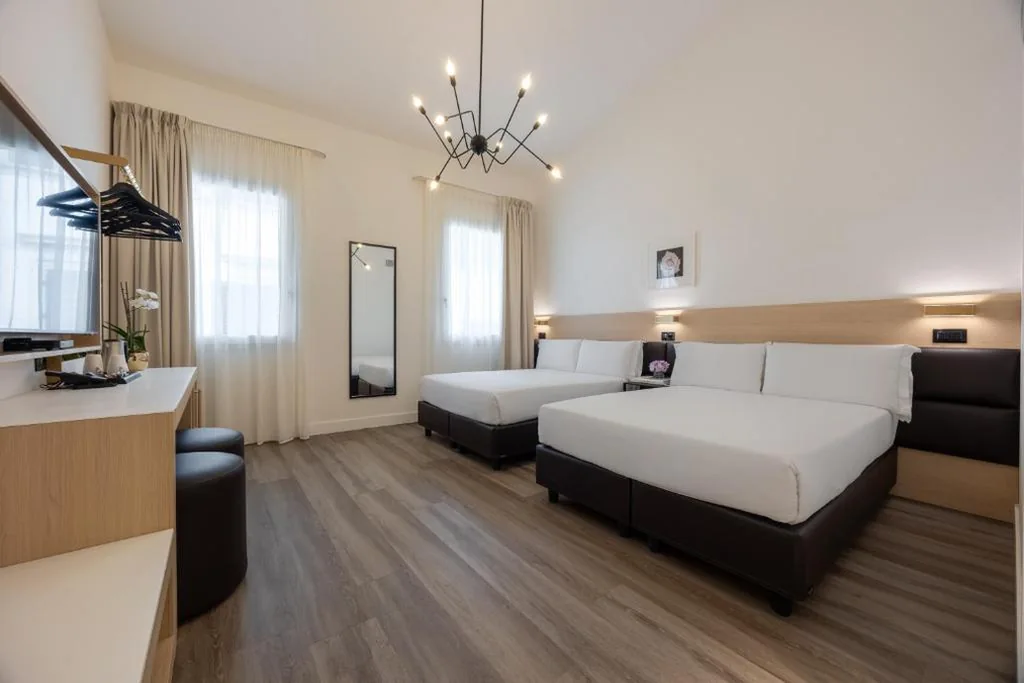 Globus Urban Hotel — foto 4