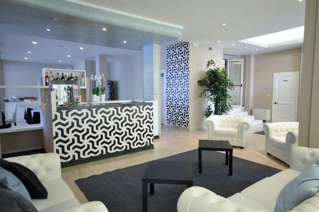 Hotel Airone