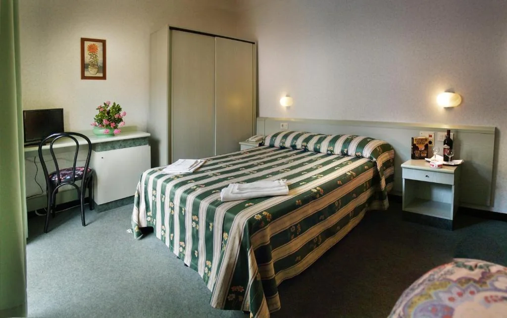 Hotel Aurora