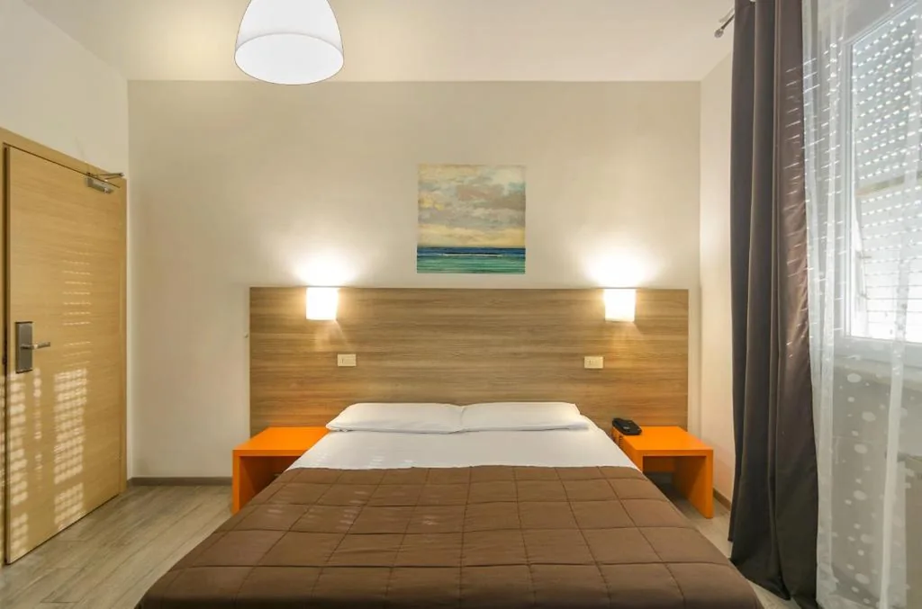 Hotel Capitol