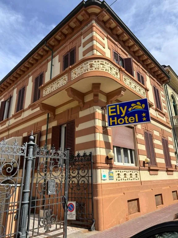 Hotel Ely