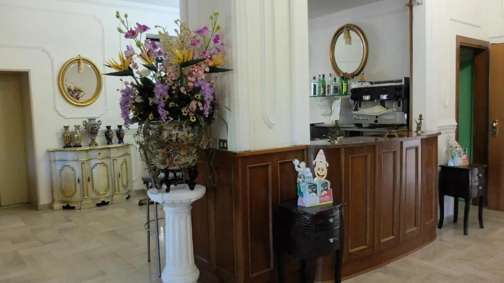 Hotel Flowers — foto 5