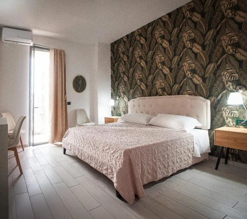 Hotel l’etoile de la ville