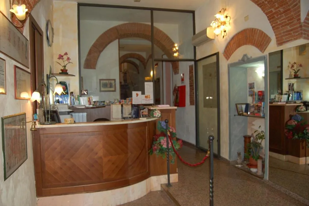 Hotel Leonardo — foto 3