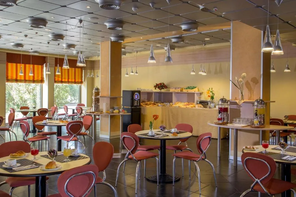Hotel Mediterraneo — foto 4