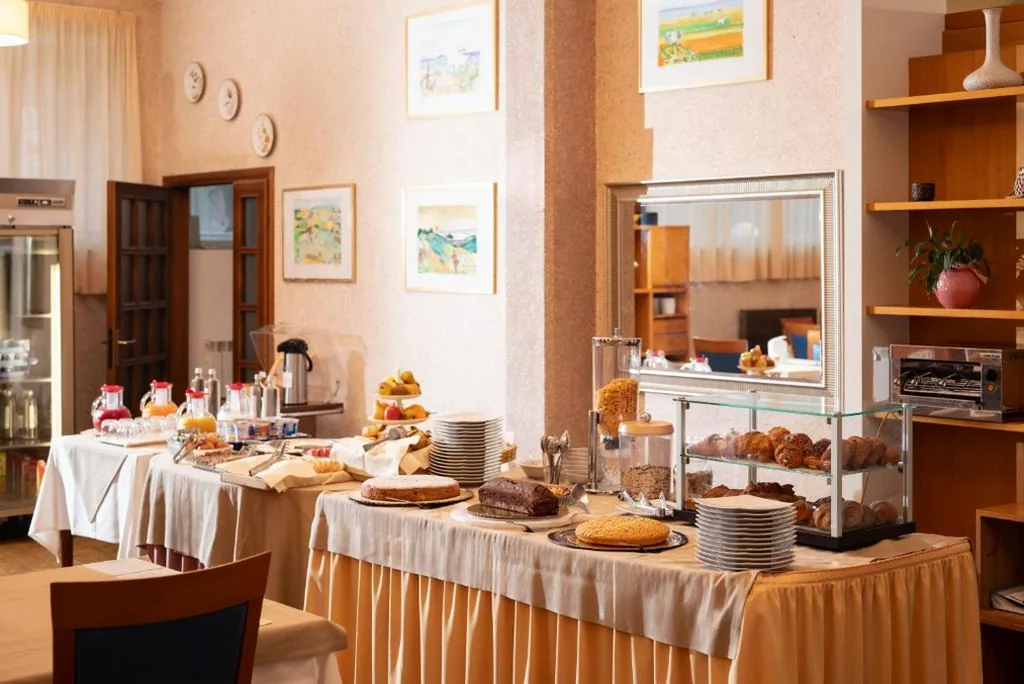 Hotel Parco dei Pini – 100mt dal Mare