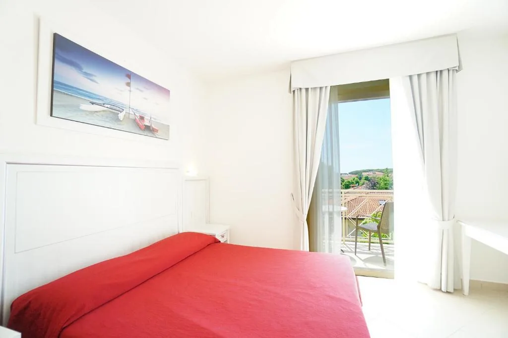 HOTEL PIGALLE — foto 8
