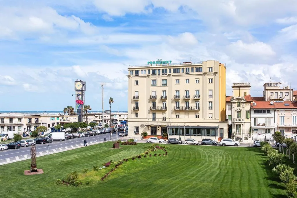 Hotel President