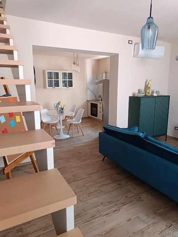 House Delfina