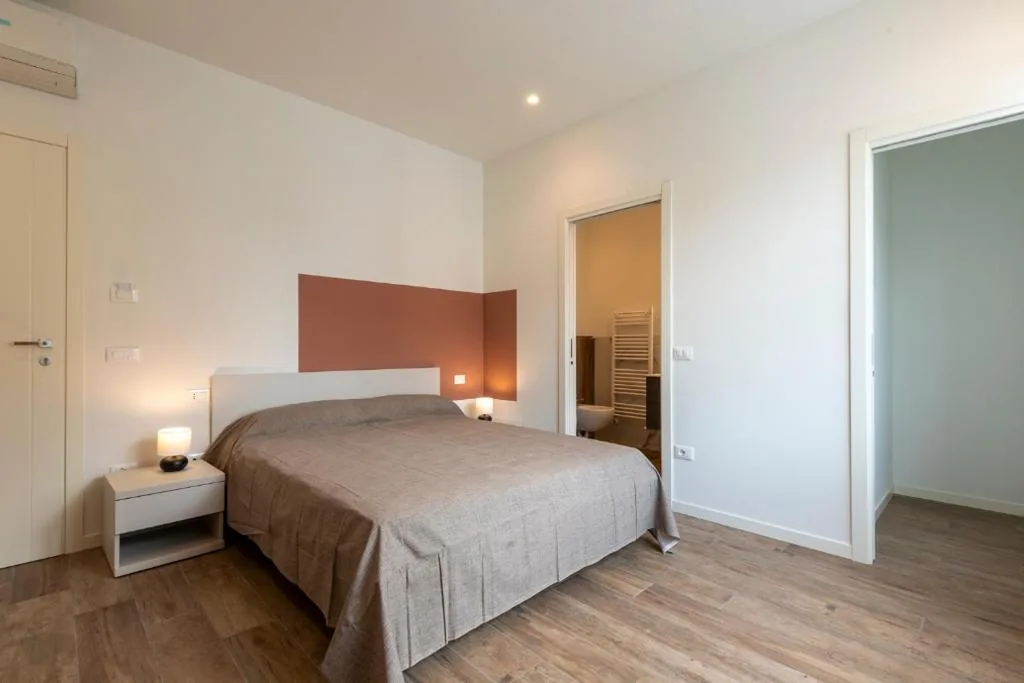 IARSERA rooms and apartment — foto 8