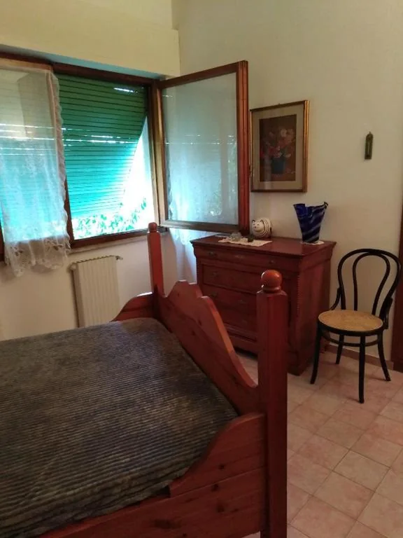 Il semaforo Una o due camere matrimoniali con bagno a pochi passi dal centro Pietrasanta, con Wi-Fi — foto 4