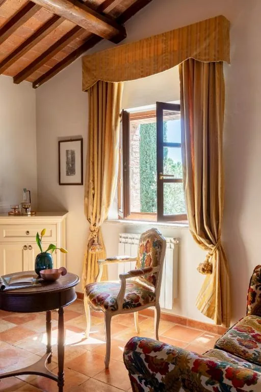 Junior Suite — Castello di Leonina Relais – Adults Only