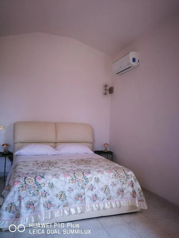 Junior Suite with Balcony — Villa Galilei Rooms