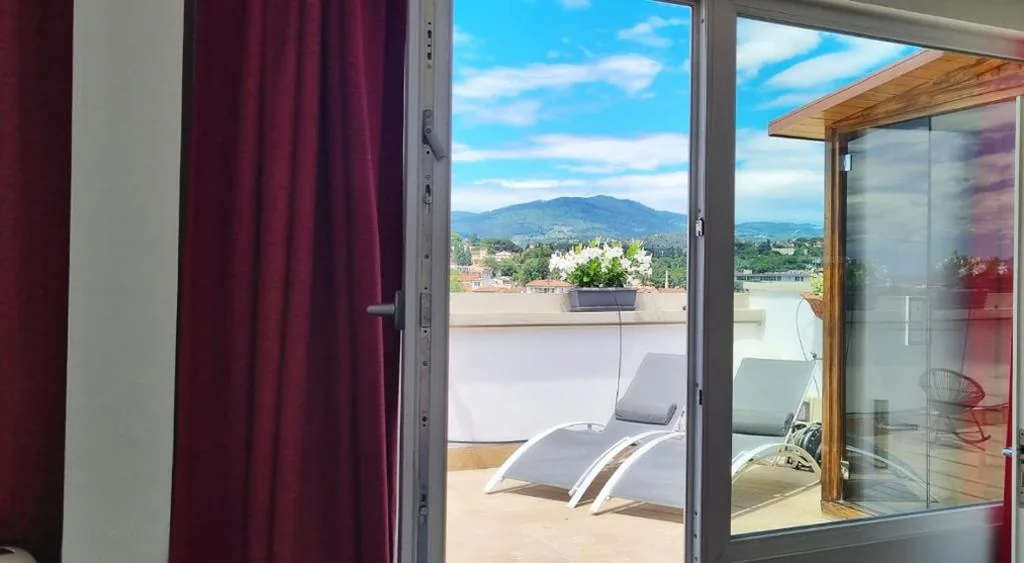 Junior Suite with Terrace and Private Sauna — B&B Lorena Suites