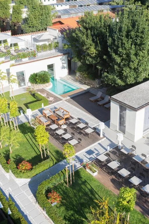 Junior Suite con Vista e Accesso Spa — Palazzo Castri 1874 Spa & Garden