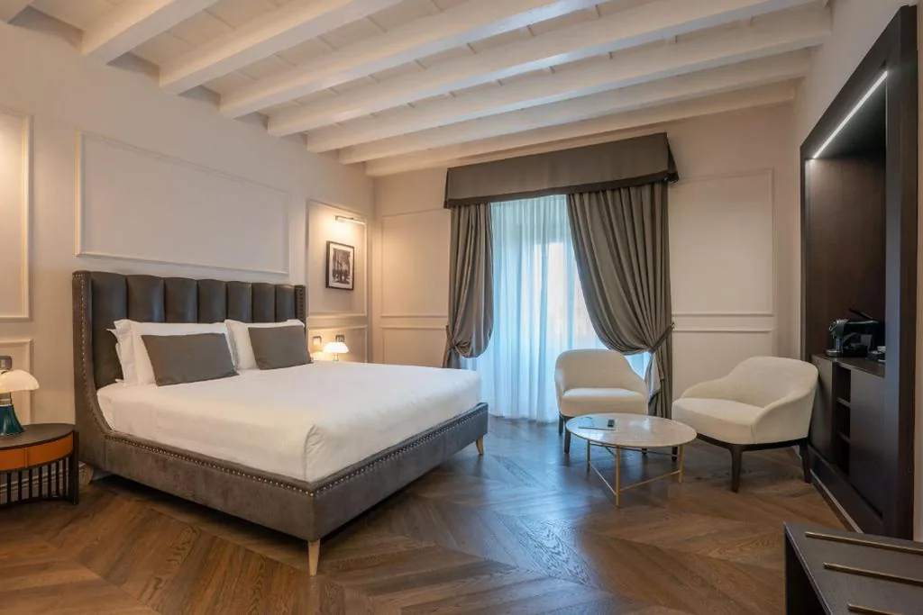 Junior Suite with River View — Il Rivalta – Place of Charme