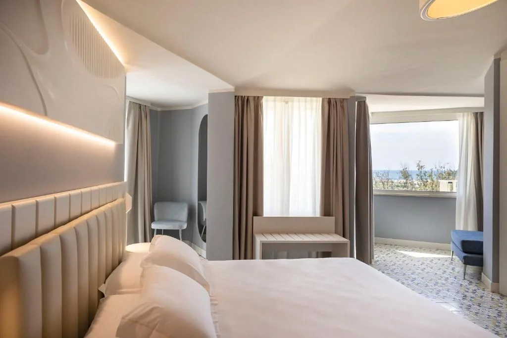 Junior Suite con Vista Mare — Grand Hotel