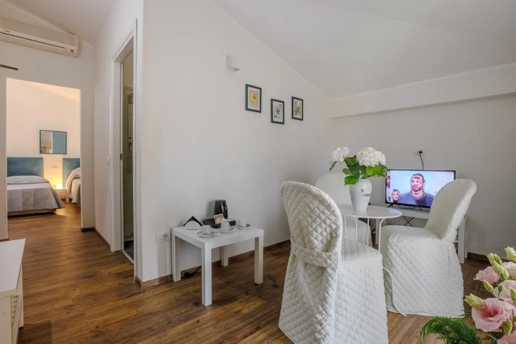 Junior Suite Deluxe — Albergo Alassio
