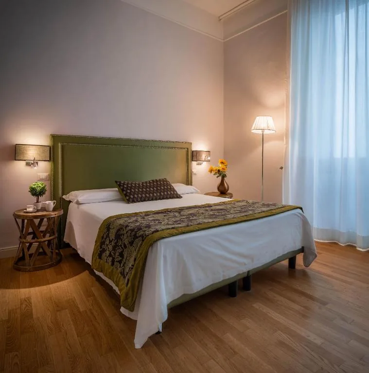 Junior Suite Deluxe — Boutique Hotel del Corso