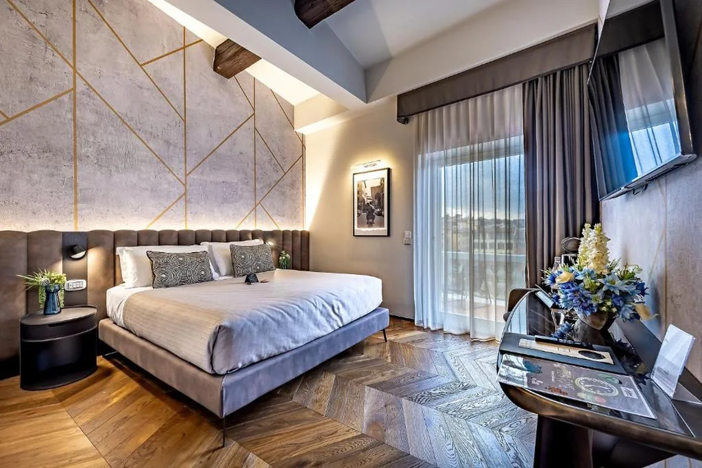 Junior Suite Deluxe con Terrazza — Palazzo Alfieri – Place of Charme