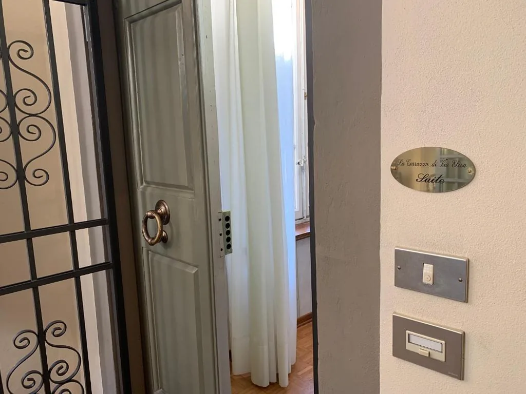 Junior Suite Deluxe — La Terrazza di via Elisa