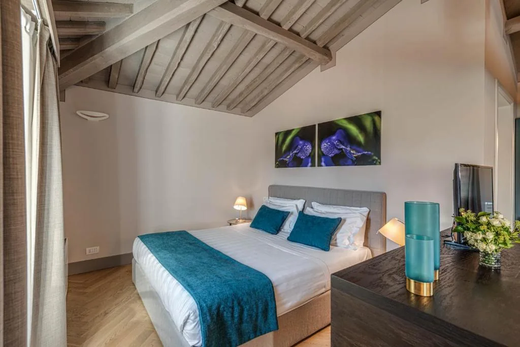 Junior Suite Deluxe — Palazzo Dipinto