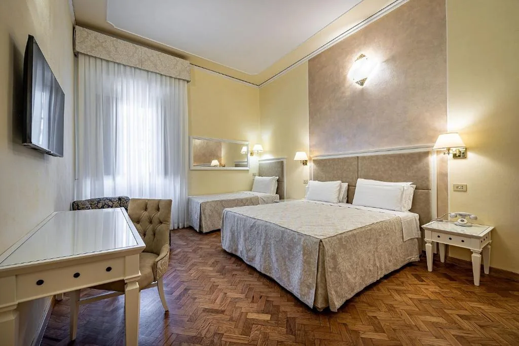 Junior Suite — Hotel Alessandra