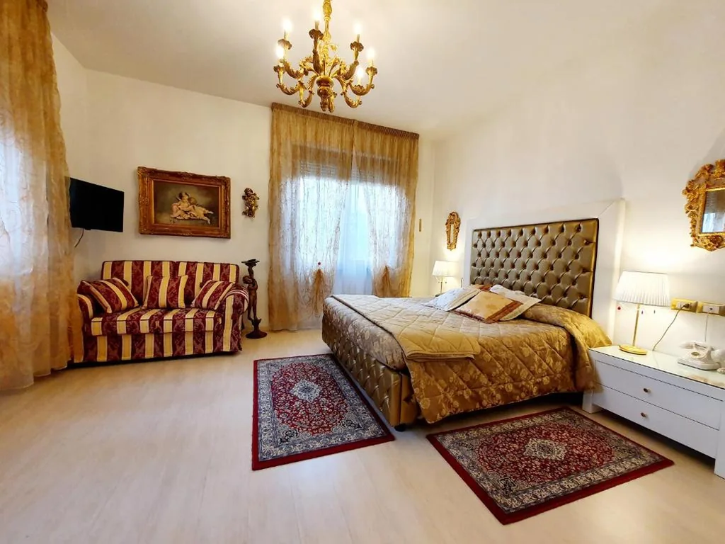 Junior Suite — Hotel Continentale