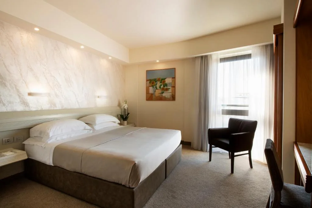 Junior Suite — Hotel Grifone Firenze – Meetings & Spa