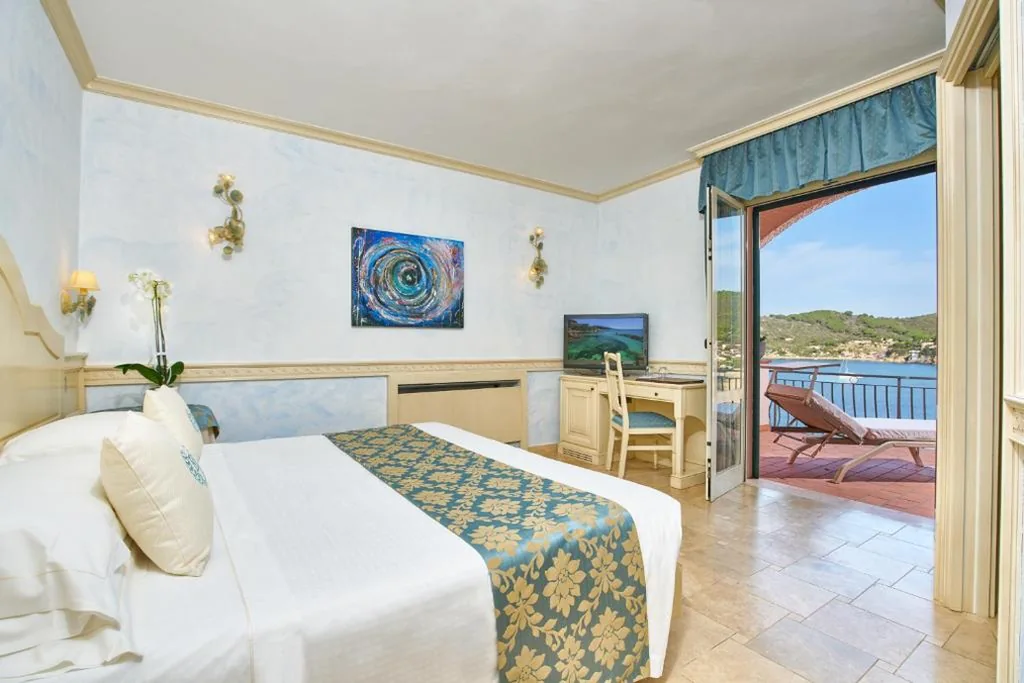 Junior Suite — Hotel Hermitage