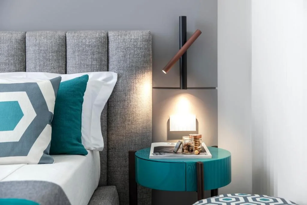 Junior Suite — Hotel Plaza e de Russie – Relais & Châteaux