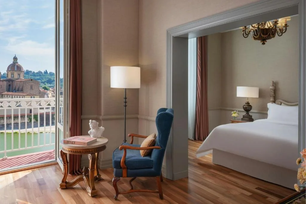 Junior Suite King con Vista Fiume — The Excelsior, a Luxury Collection Hotel, Florence