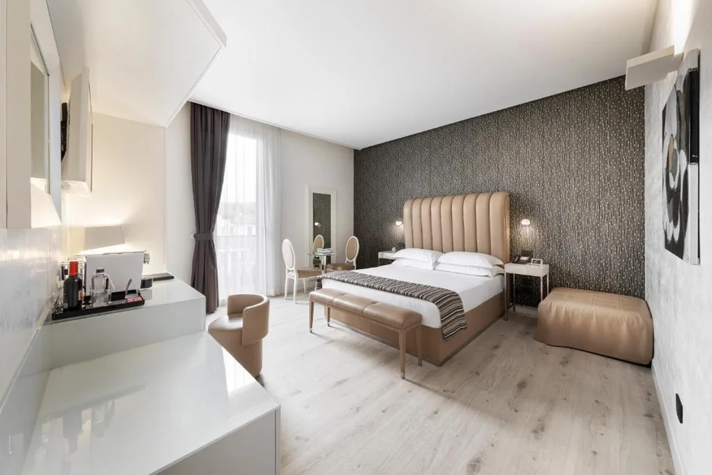 Junior Suite — LHP Hotel Montecatini Palace & SPA
