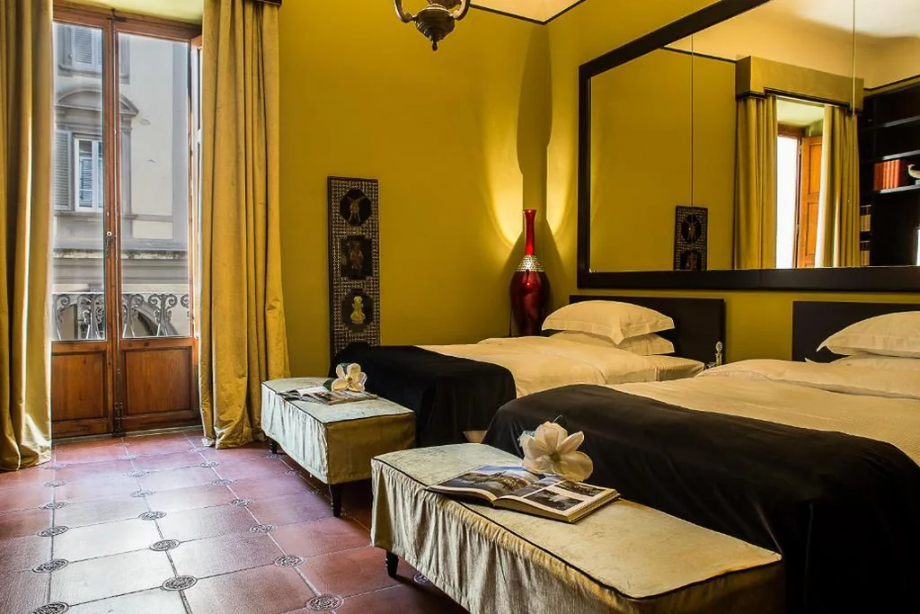 Junior Suite — Porcellino Gallery Art Boutique BB