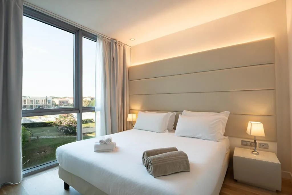 Junior Suite — Smy Pisa Plaza