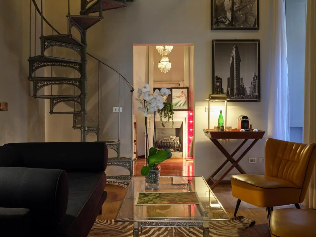Junior Suite su 2 Livelli — Casa Howard Firenze – Residenza d’Epoca