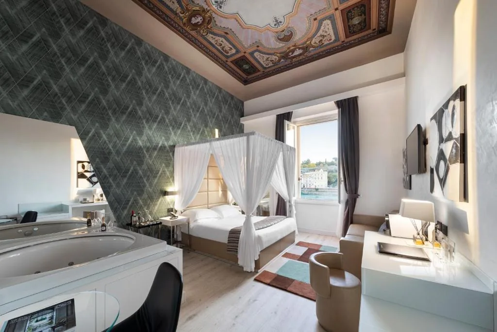 Superior Junior Suite - Arno View — LHP Hotel River & SPA