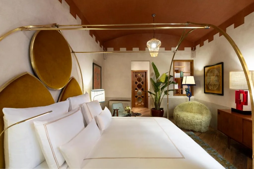 Junior Suite — The James Suite Hotel Firenze 1564 – Small Luxury Hotels of the World