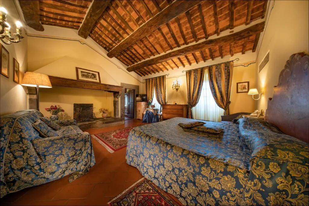 Junior Suite — Villa Borgo San Pietro