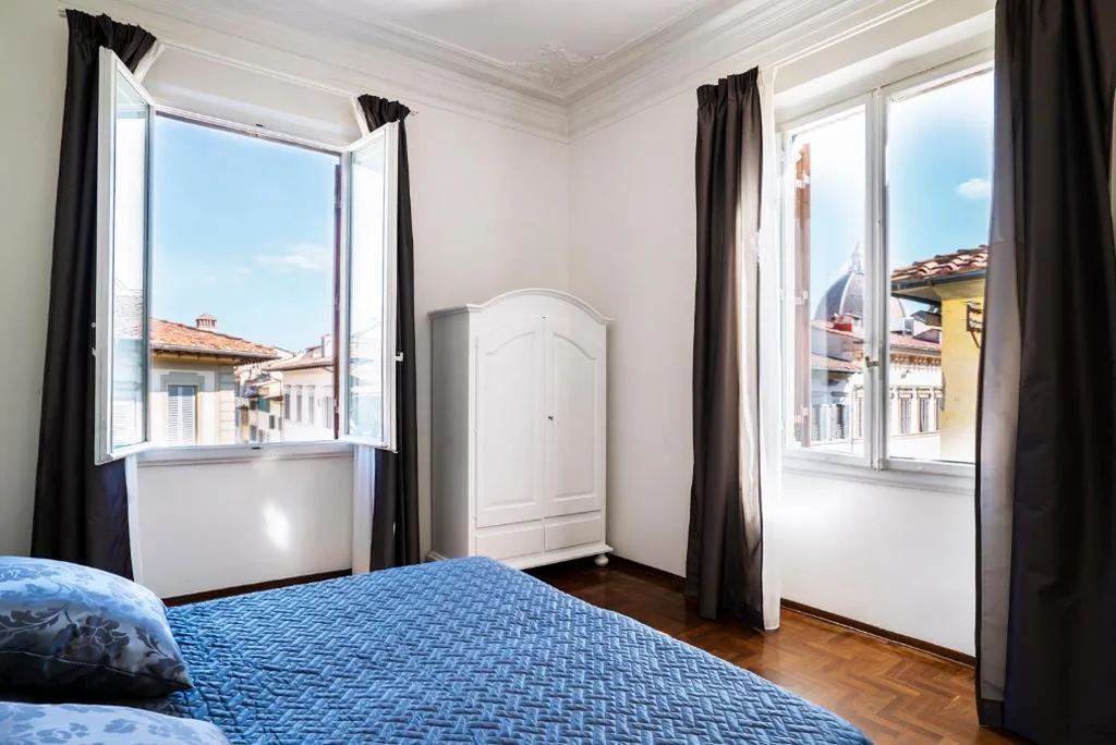 Live Florence Guest House