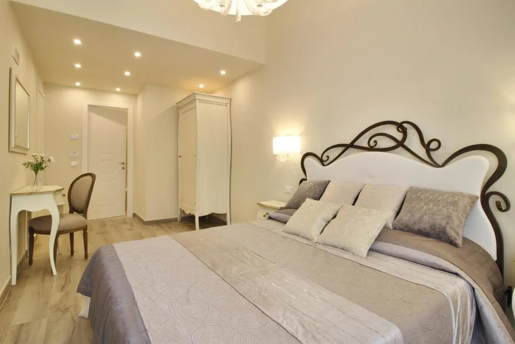 LUCCA IN CHIC – No Ztl, Free Parking, Priv Bath, Old City 550m
