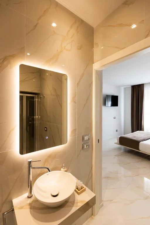 Michelangelo Central Suites