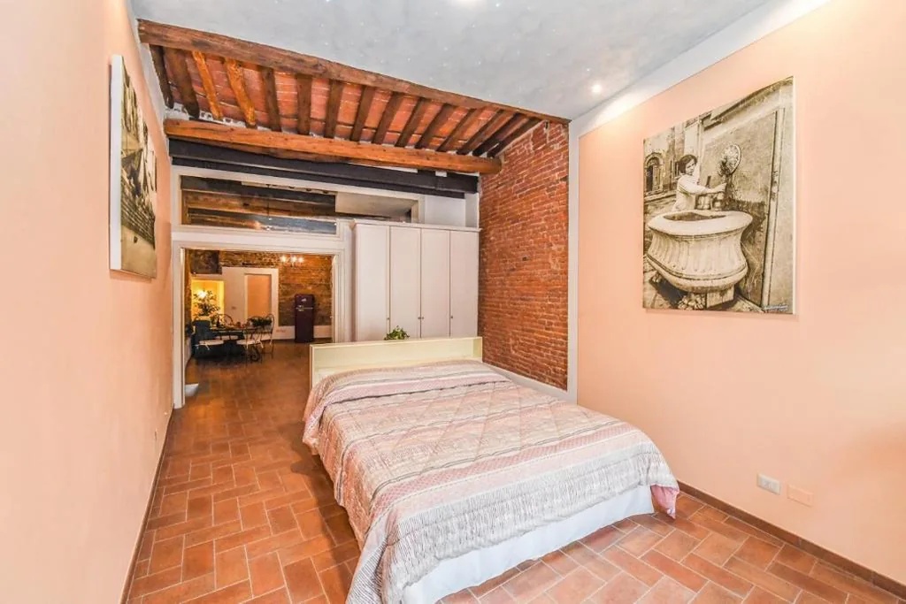 Micheli Suite Anfiteatro Square