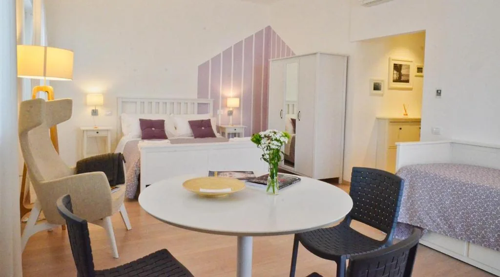 Mini Suite — Petit Hotel