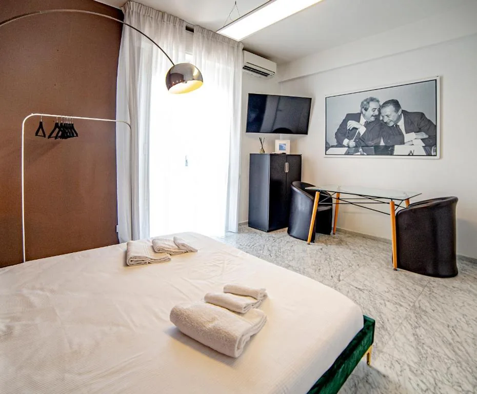 Mistral Holidays – Splendida camera vista mare con terrazza e finiture di lusso — foto 6