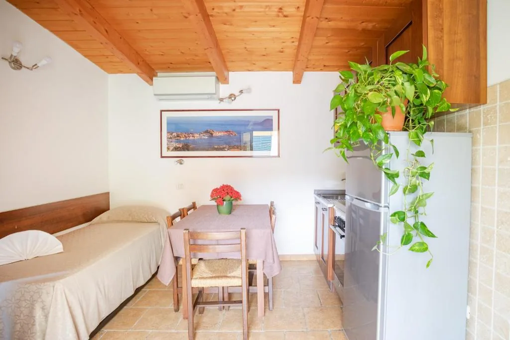 Monolocale con Vista Giardino — Country Hotel Residence Da Pilade